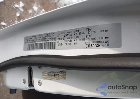 2016 Jeep Compass High Altitude Edition z USA, uszkodzony, nr VIN 1C4NJCEA4GD785213